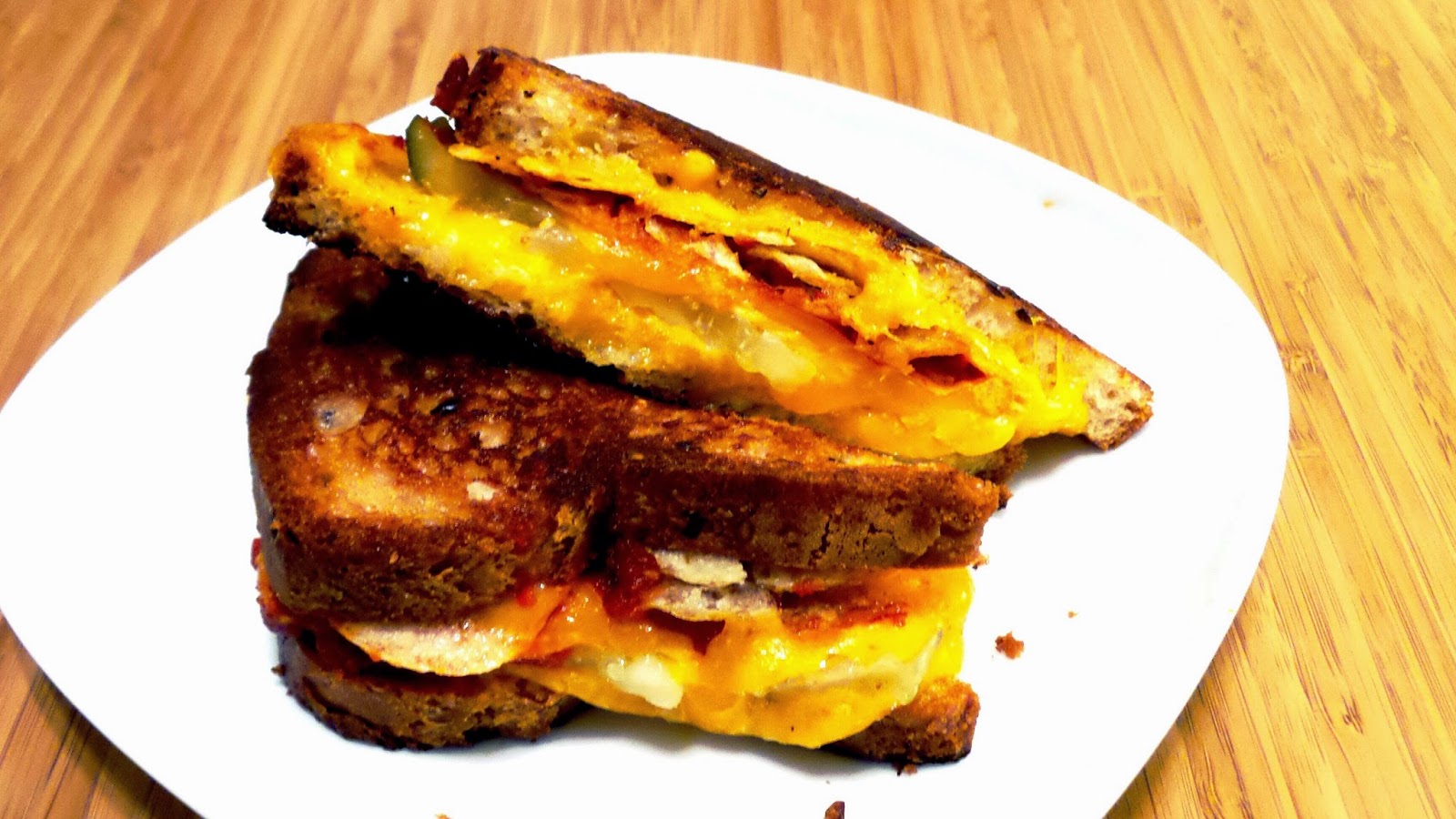 Swing Eats Mindblowning Grilled Cheese Sriracha Ketchup, Kettle