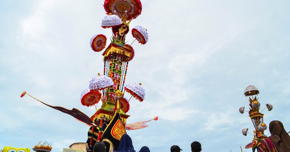 007 Addict: Pesta Budaya Tabuik, Pariaman, Sumatera Barat