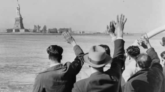 Arriv Ef Bf Bde D Ef Bf Bdmigrants Ef Bf Bd Ellis Island Arriv Ef Bf Bde D Ef Bf Bdmigrants Ef Bf Bd Ellis Island