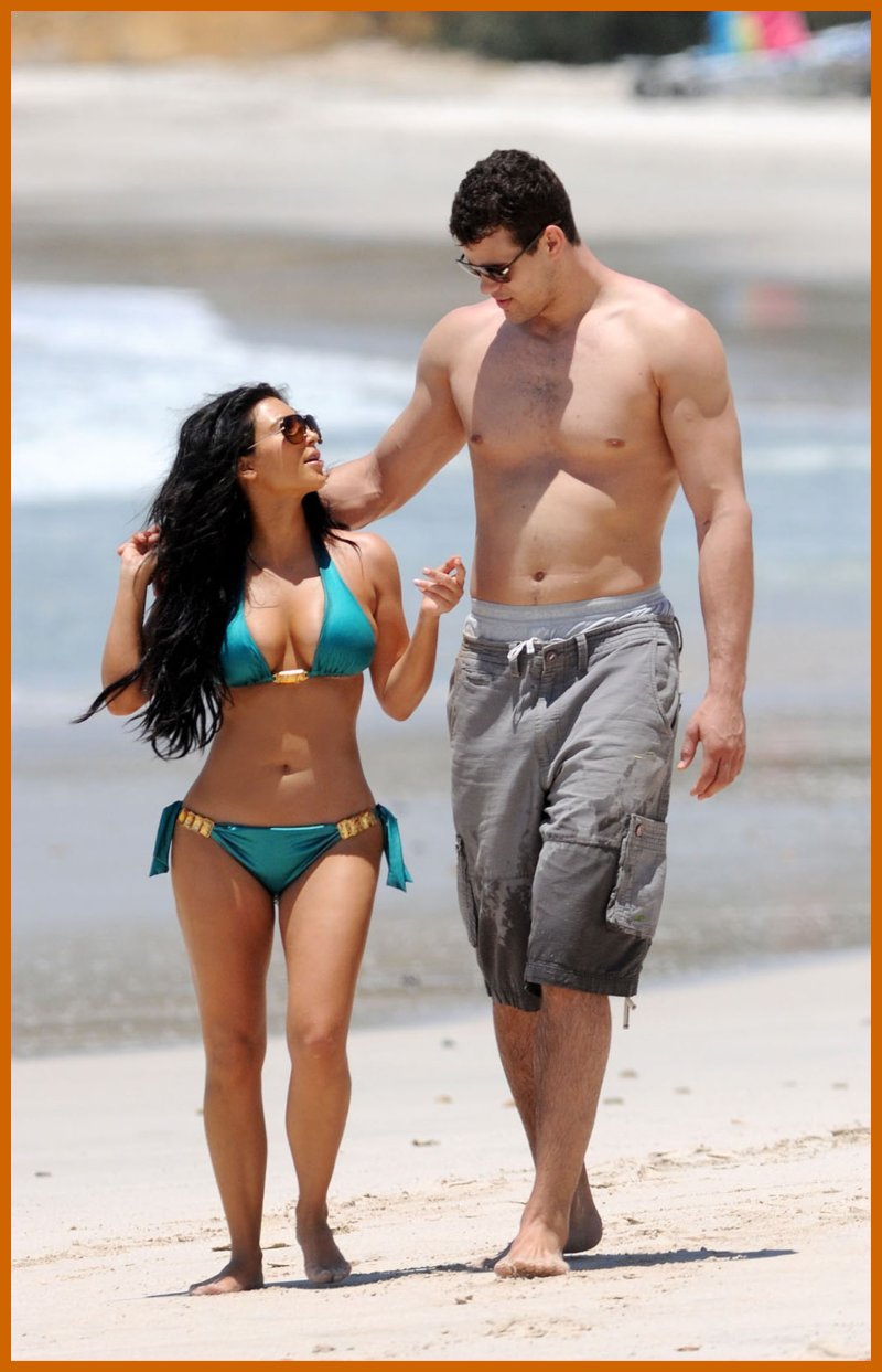 Amazing race kris bikini Amazing race kris bikini