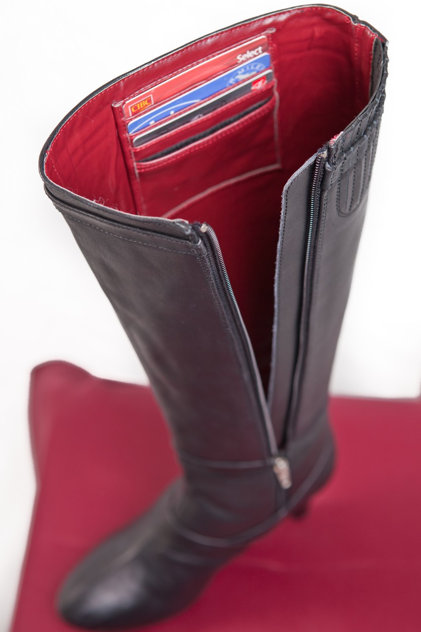 boots with pockets purse n boots new thing in betsey boots with pockets purse n boots new thing in betsey