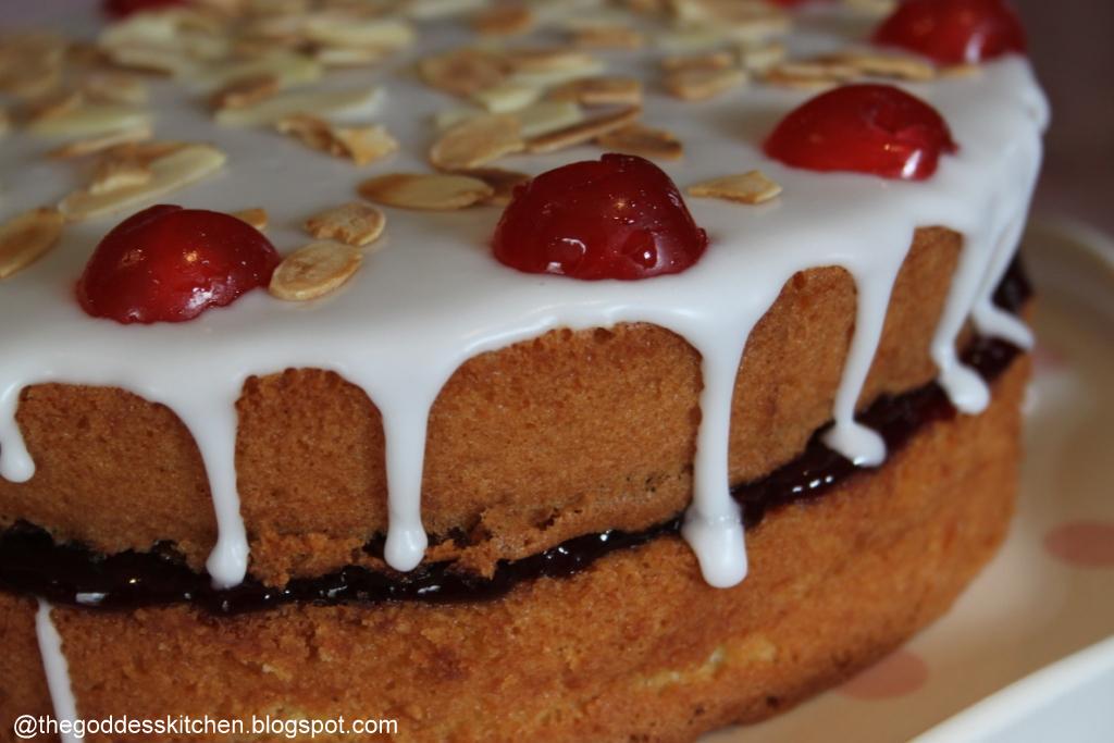 ♥ The Goddess's Kitchen ♥ Cherry Bakewell Cake