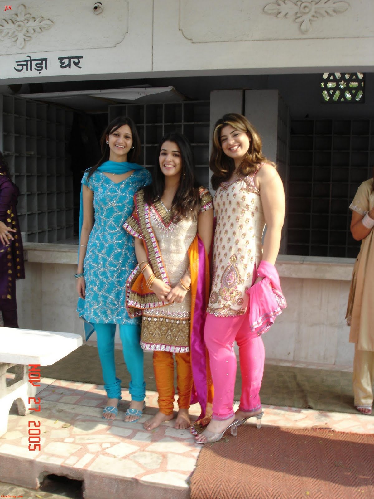 beautiful girl in salwar suit
