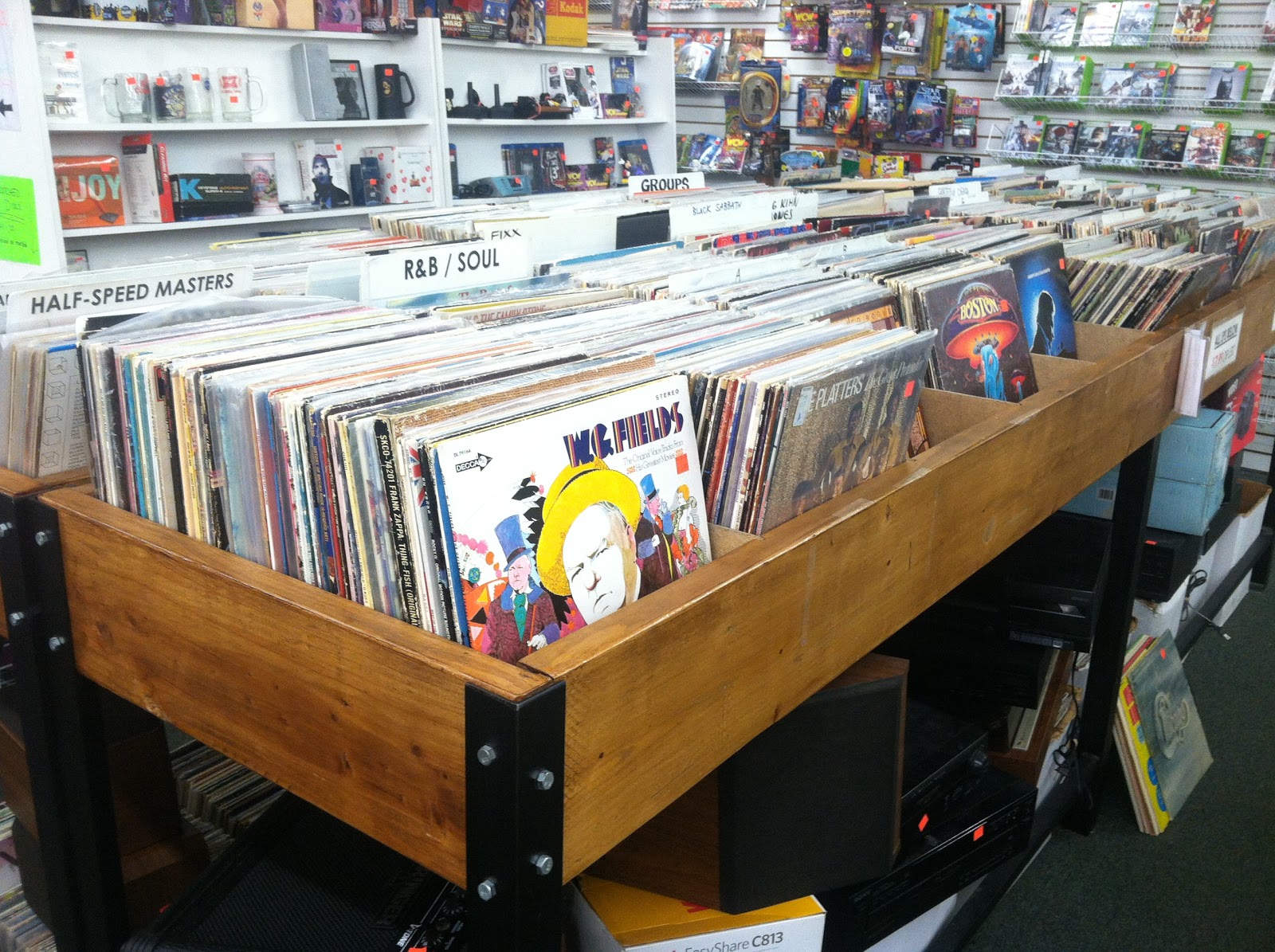 Vinyl Record Album Collecting in Chicago and the USA Disc Replay