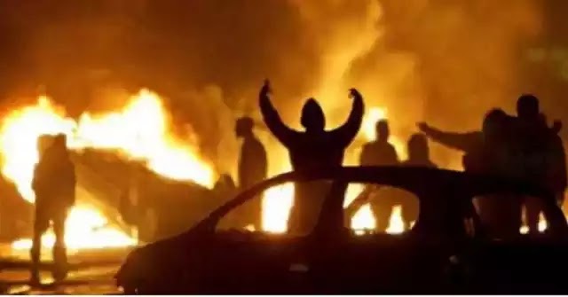 Εικόνες που έρχονται στην Ελλάδα (ΒΙΝΤΕΟ) Εικόνες που έρχονται στην Ελλάδα (ΒΙΝΤΕΟ)