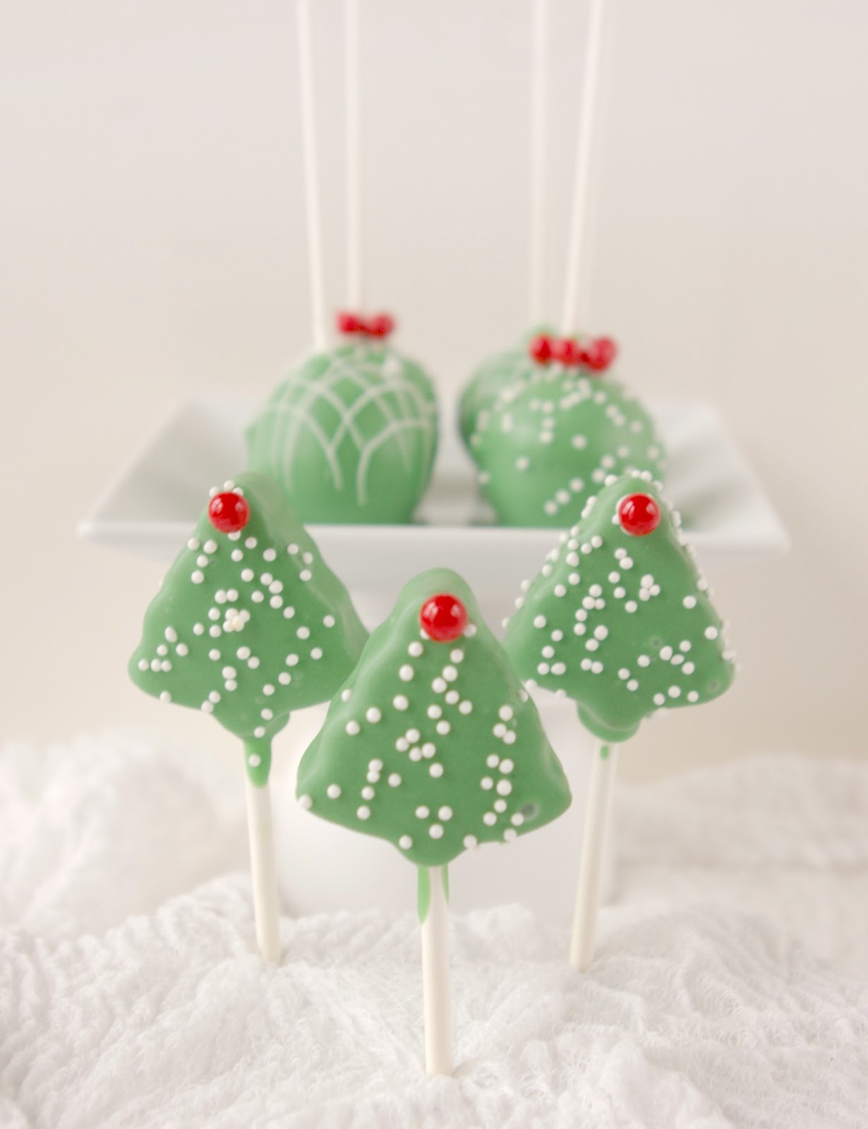 These Peas are Hollow Cake Pop Winter Wonderland