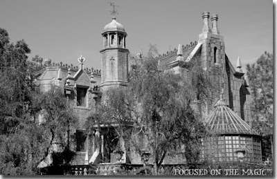 Haunted Mansion, Magic Kingdom, Focused on the Magic