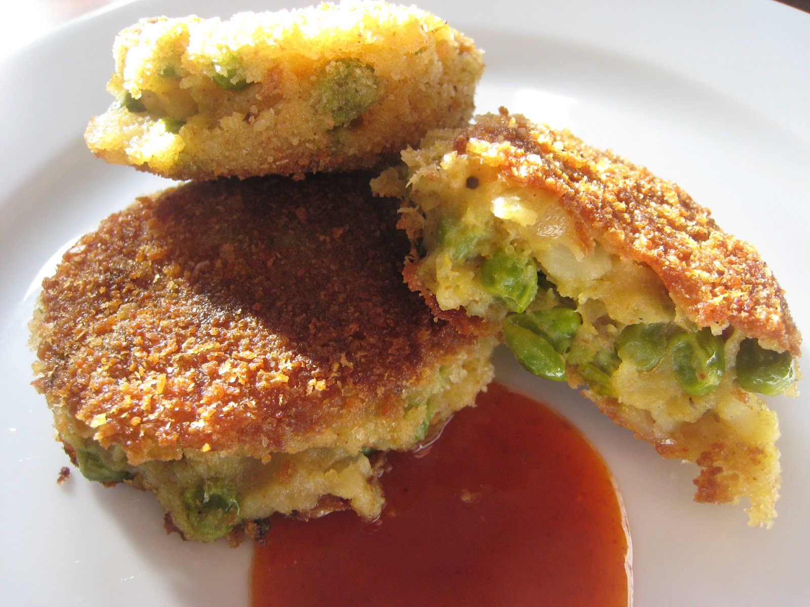 The Garlic Press Indianspiced Pea and Potato Cutlets