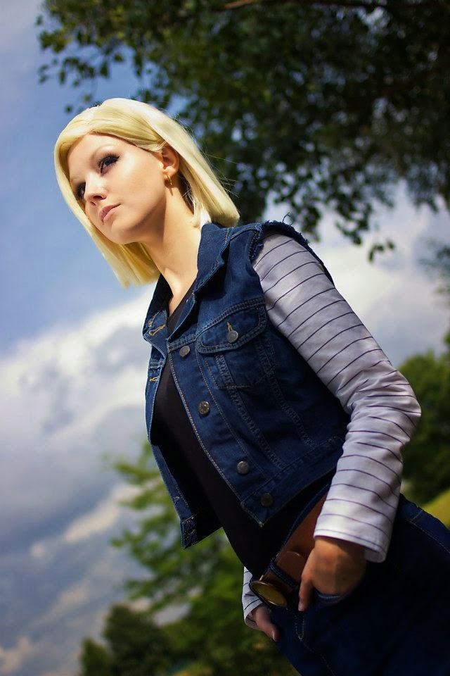 Cosplay da Androide 18 de Dragon Ball Z - DBZ (Lie-chee)