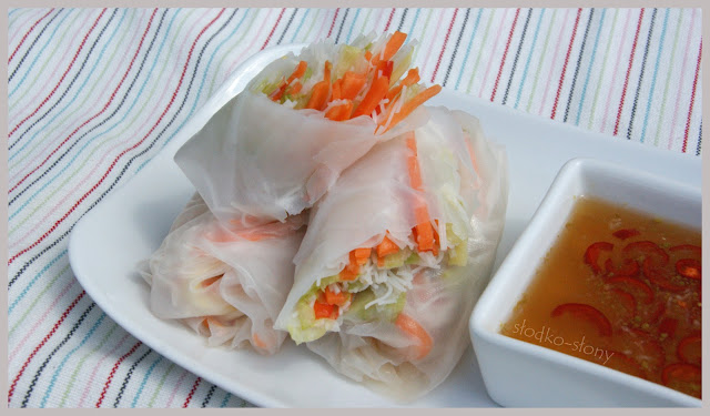 www.slodko-slony.blogspot.com - spring rolls - sajgonki z ostrym sosem słodko-kwaśnym