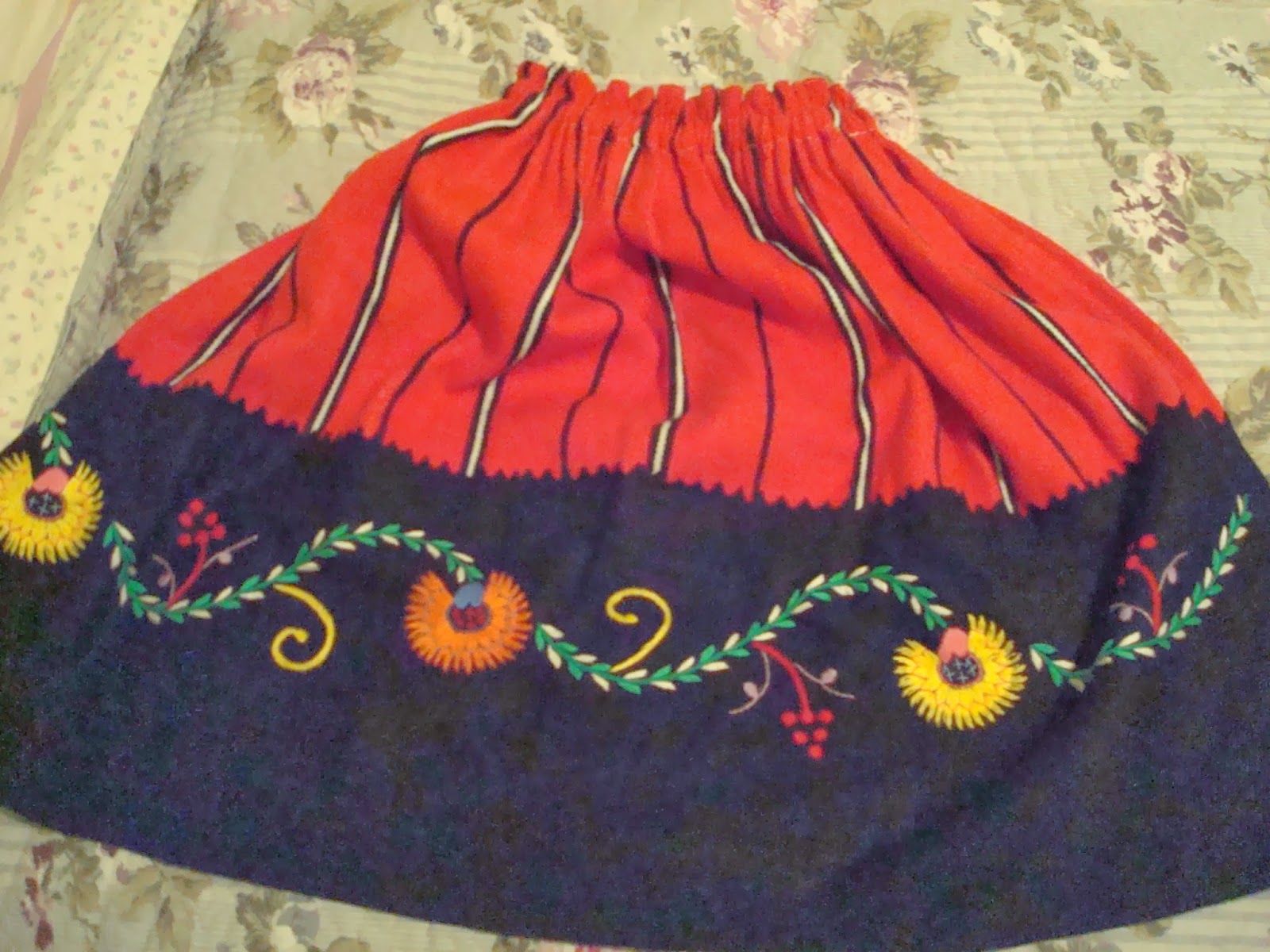 Pour La Victoire Portuguese Folkloric Costume Skirt