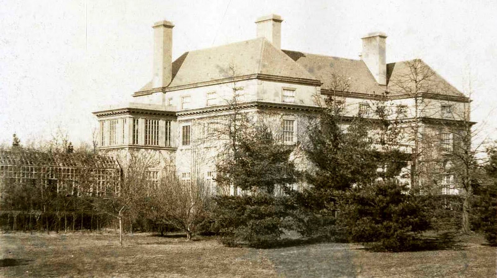 Half Pudding Half Sauce "JERICHO HOUSE" RESIDENCE OF MR. EDWARD