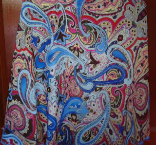 Nuha Apparels: Shawl Halfmoon Printed