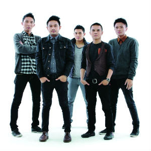 Lyric - Milik Siapa Lyric - Milik Siapa
