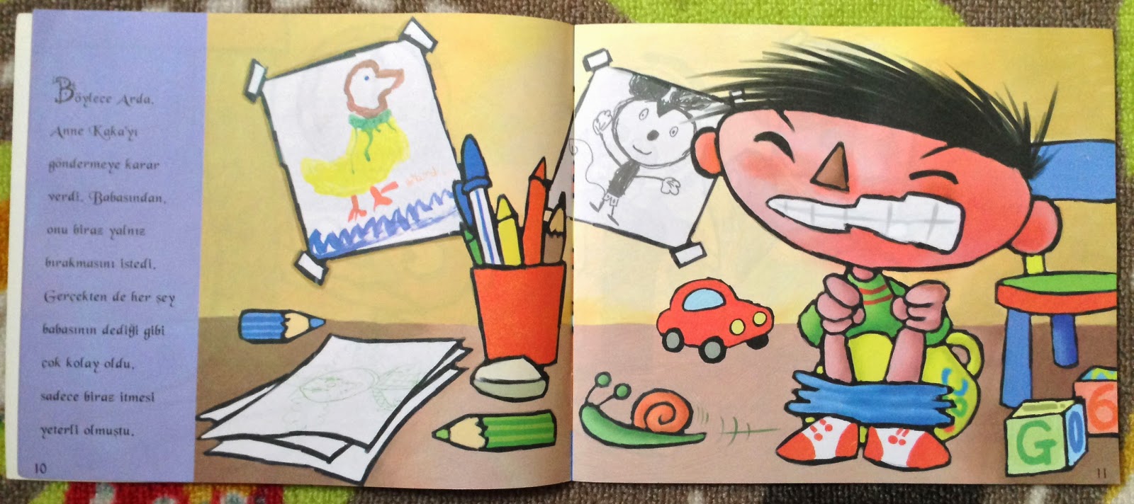 Anne bak uçak! Güle güle kakalar