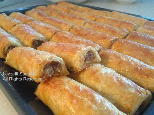 Lezzetli Sanatlar BAKLAVALIK YUFKADAN KOL BÖREĞİ