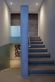 Arte y Arquitectura: Diseño escaleras interiores en hormigón