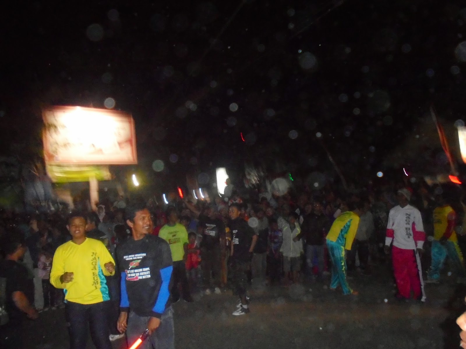 Leang-Leong Desa Campurdarat Leang-Leong Desa Campurdarat