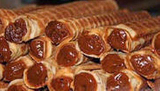 Вафельные трубочки в вафельнице рецепт хрустящие со сгущенкой Вафельные трубочки в вафельнице рецепт хрустящие со сгущенкой