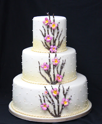 Cosmo+Bride 3 photo Cosmo+Bride 3 Our latest Wedding cakes:)