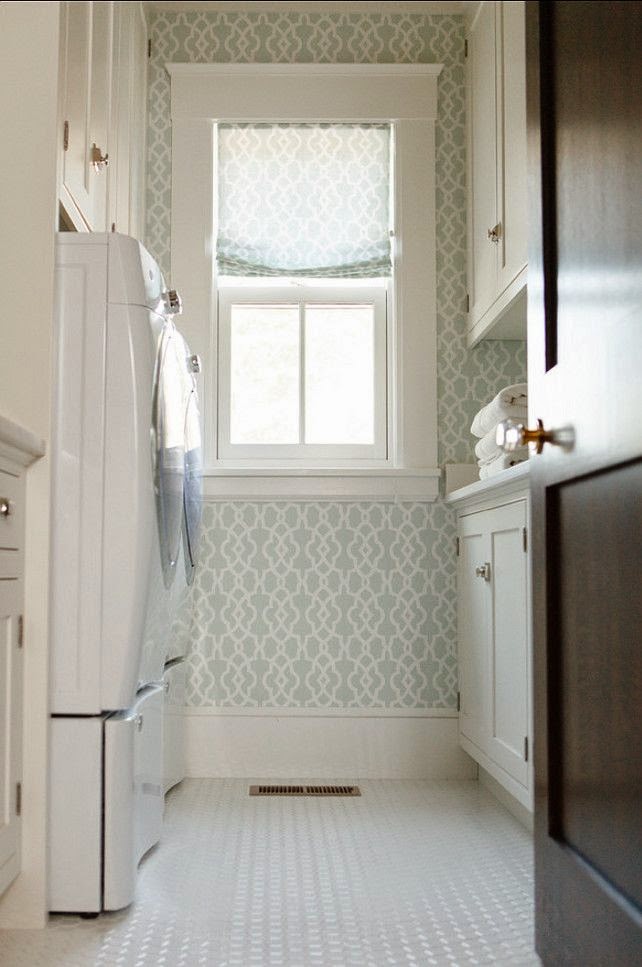 once.daily.chic Wallpaper in the Laundry