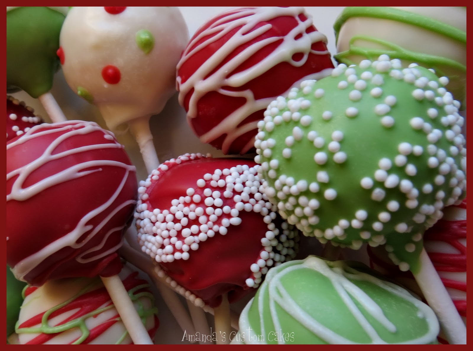 Amanda's Custom Cakes: Christmas Cake Pops