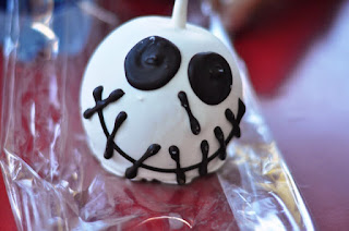 Halloween Time Disneyland nightmare before christmas candy apple Halloween Time Disneyland nightmare before christmas candy apple