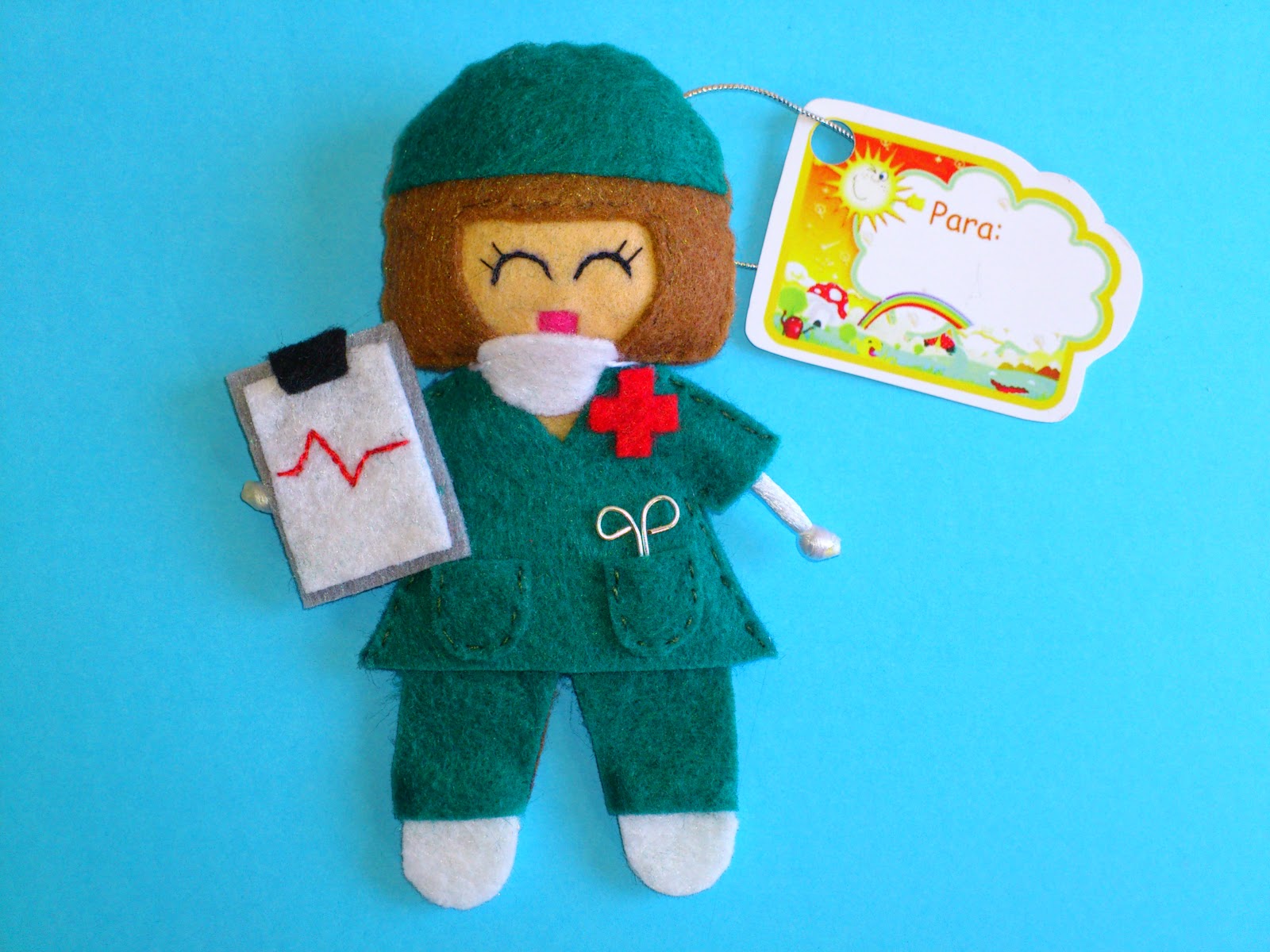 broches de fieltro muñecas