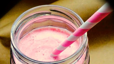 BATIDO O SMOOTHIE DE FRESA