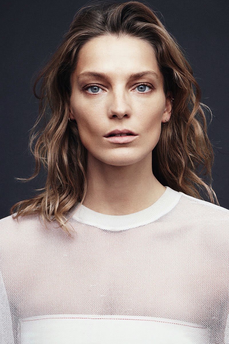 Daria Werbowy Harper's Bazaar Magazine Photoshoot February 2014 By Daniel Jackson Magazine Photoshoot : Daria Werbowy Photoshot For Daniel Jackson Harper's Bazaar Magazine February 2014 Issue
