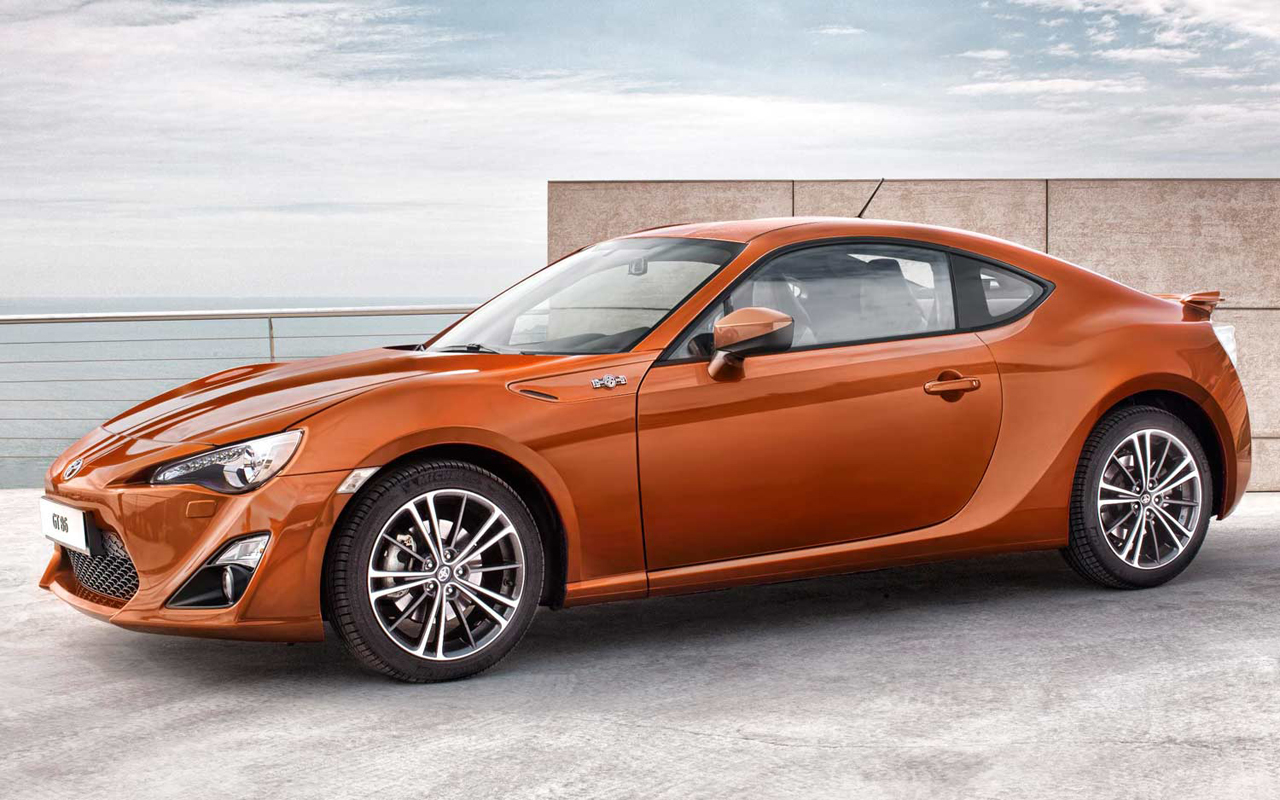 http://4.bp.blogspot.com/-XSPUAEX-pvU/Ttl4P7VZeBI/AAAAAAAAAio/pdSdSLfDpWI/s1600/Toyota-GT-86-wallpaper-7.jpg