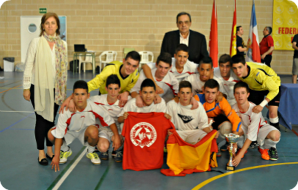 El equipo EP Miguel Guillén Prim "A" se  ha proclamado campéon de la Liga FMFS 2012-2013 en la categoría cadete Campeones+Liga+FMFS+2012-2013
