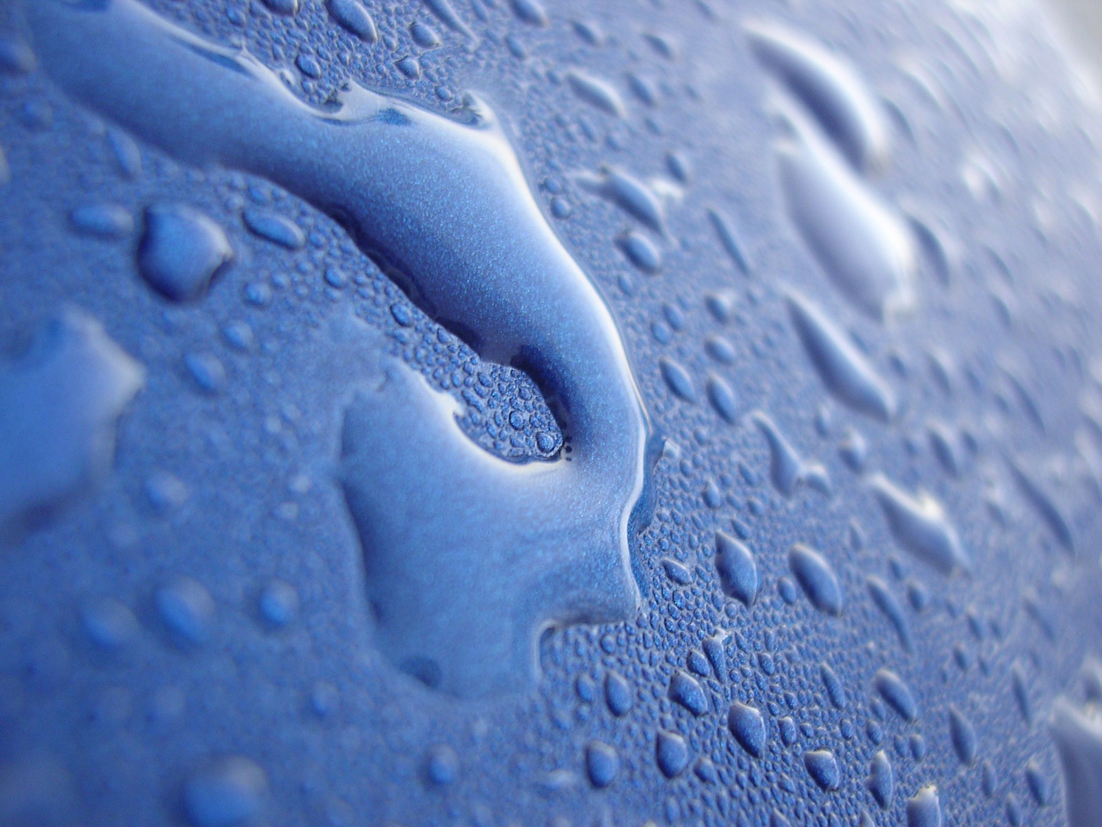 http://4.bp.blogspot.com/-XU27Wsrf55Q/UDnAv8wsW8I/AAAAAAAAb2E/COevC7pwTm0/s1600/Blue+Wallpaper+For+Desktop.+(19).jpg
