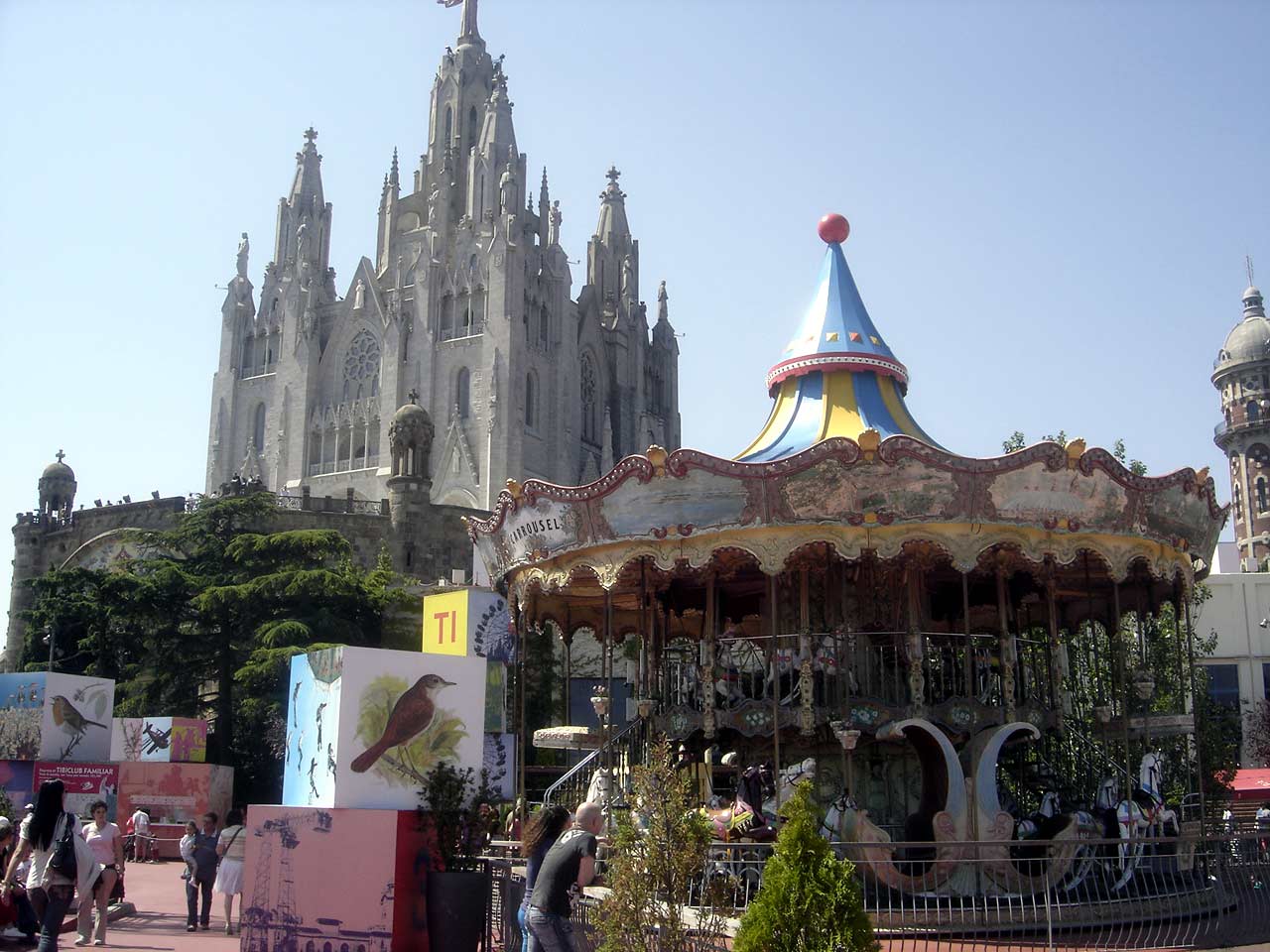 Gaudi’nin Taçlandırdığı Akdenizli: Barcelona Gaudi’nin Taçlandırdığı Akdenizli: Barcelona