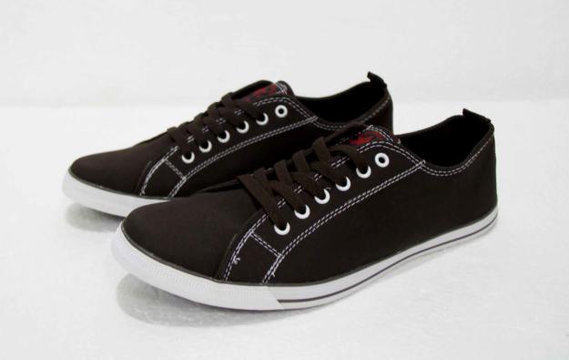 gambar sepatu all star dan harganya