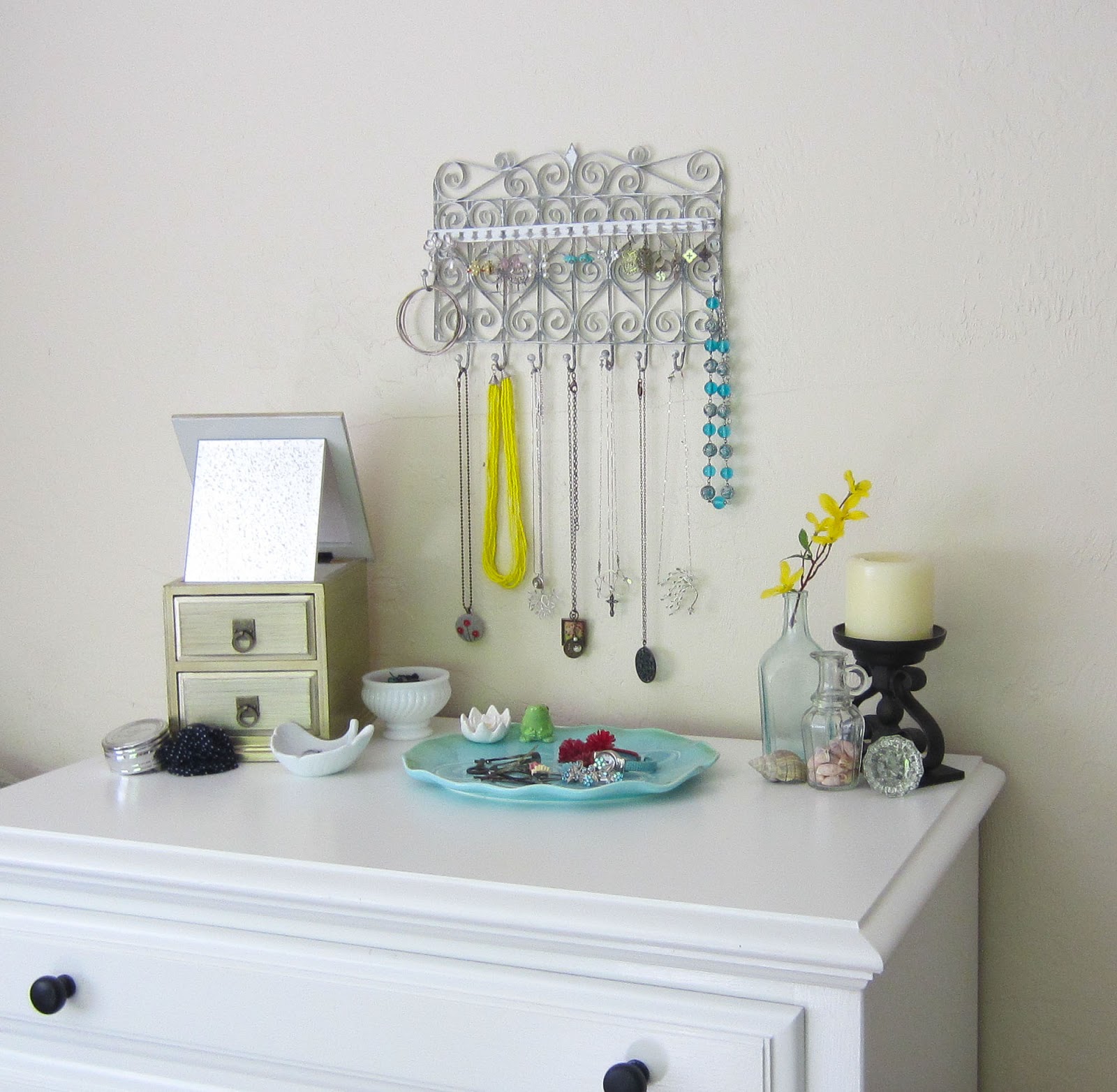 A Good Home A clean and useful dresser