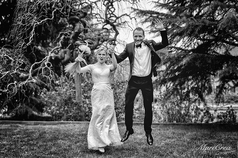 Bride and groom Mari Crea Photography