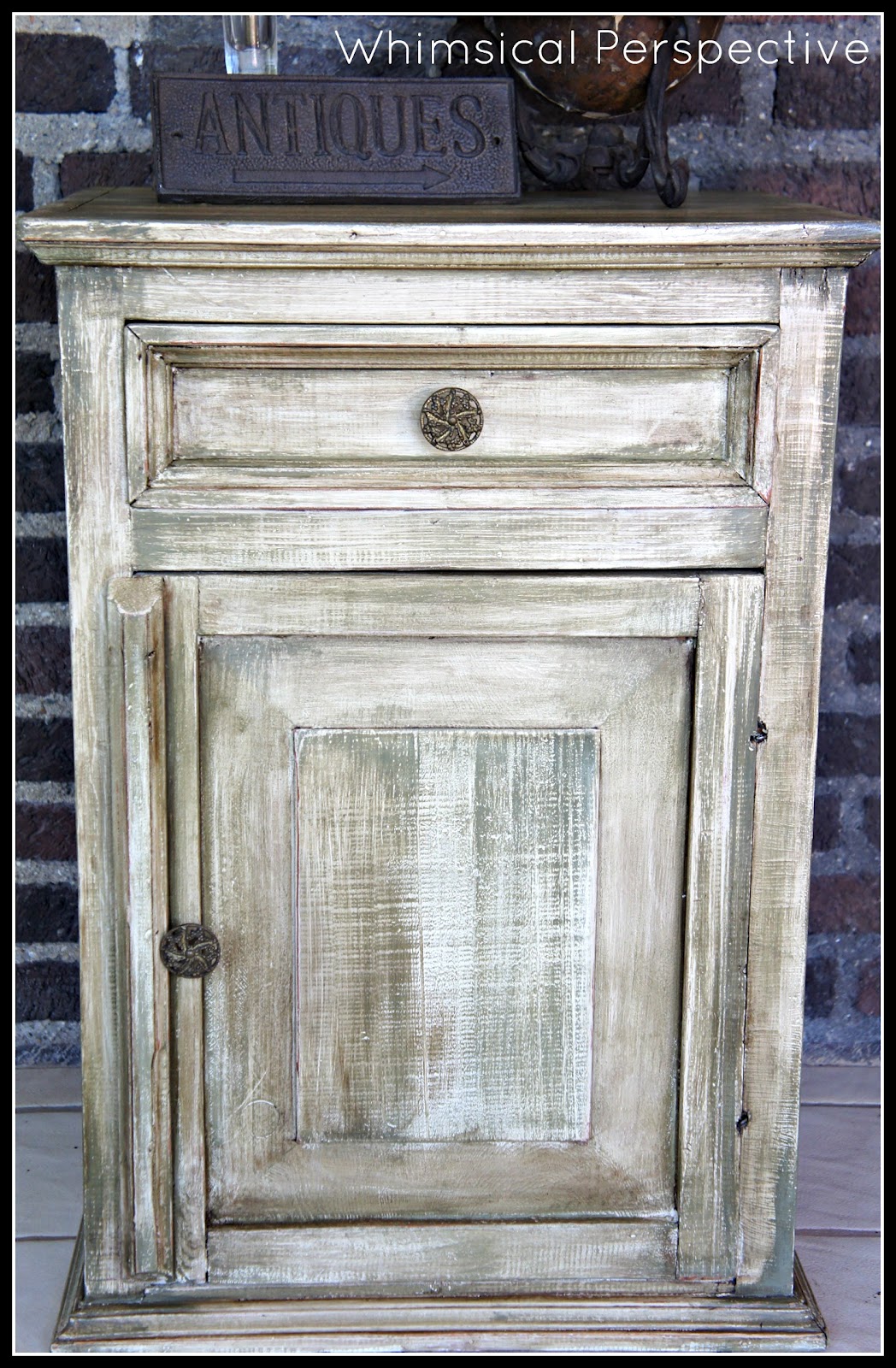 old ochre coverage good to excellent covers similarly to old white or old ochre coverage good to excellent covers similarly to old white or