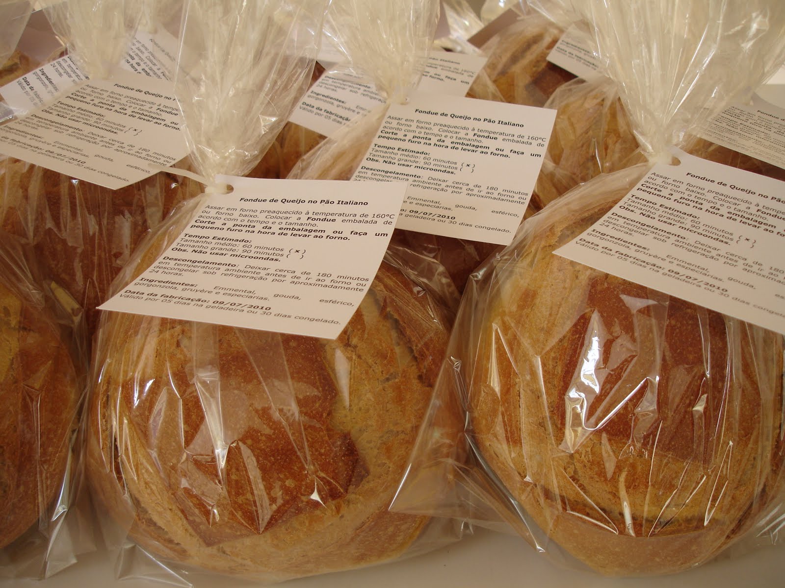 MELHORES ACHADOS Fondue no pão