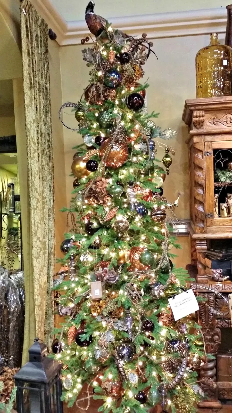 christmas tree with pheasant