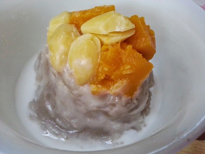 Homemade Yam Paste (Orh Nee) with Pumpkin and Gingko by Zen Yip