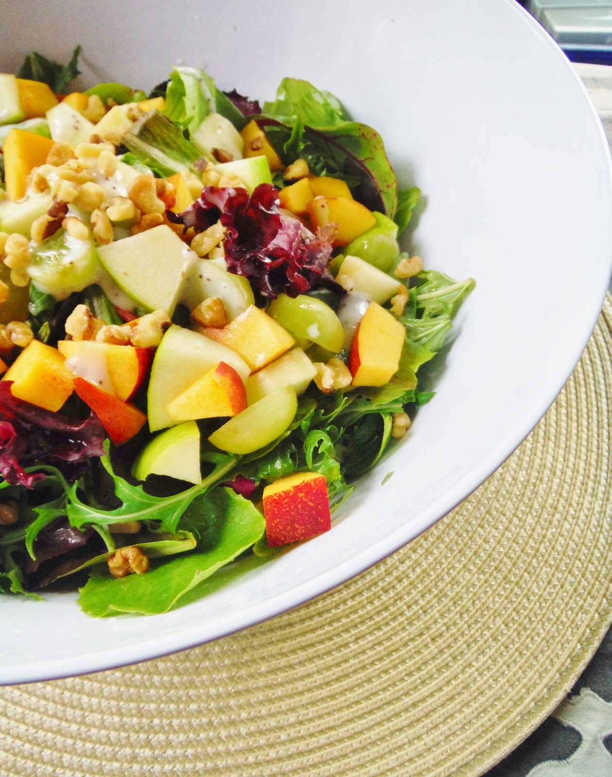 King's Spring Greens and Mixed Fruit Salad with Poppy Seed Dressing