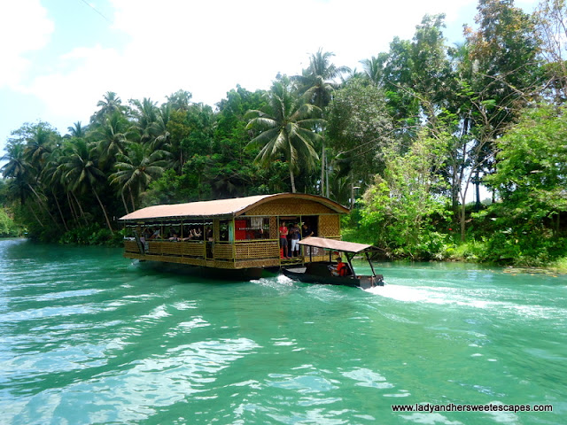 boat crusing in Loboc River Bohol