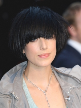 Mushroom Haircut For 2014 Long Hairs Cut Pictures