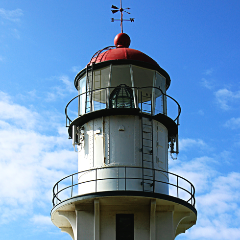 diamond head lighthouse oahu hawaii