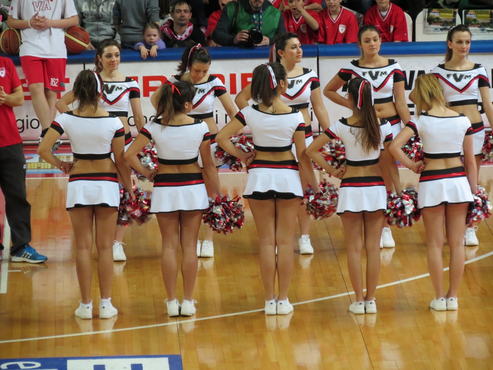 ragazze single varese