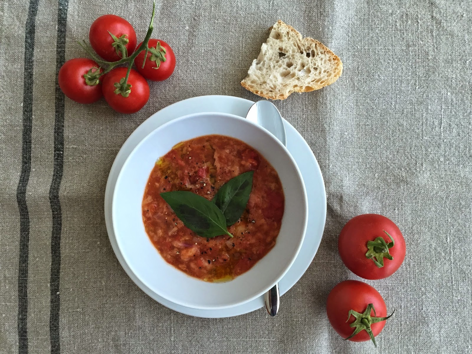 KITCHEN IN THE SAND Pappa al pomodoro (Tuscan tomato and bread soup)
