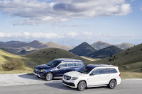 2017-Mercedes-GLS-61.jpg