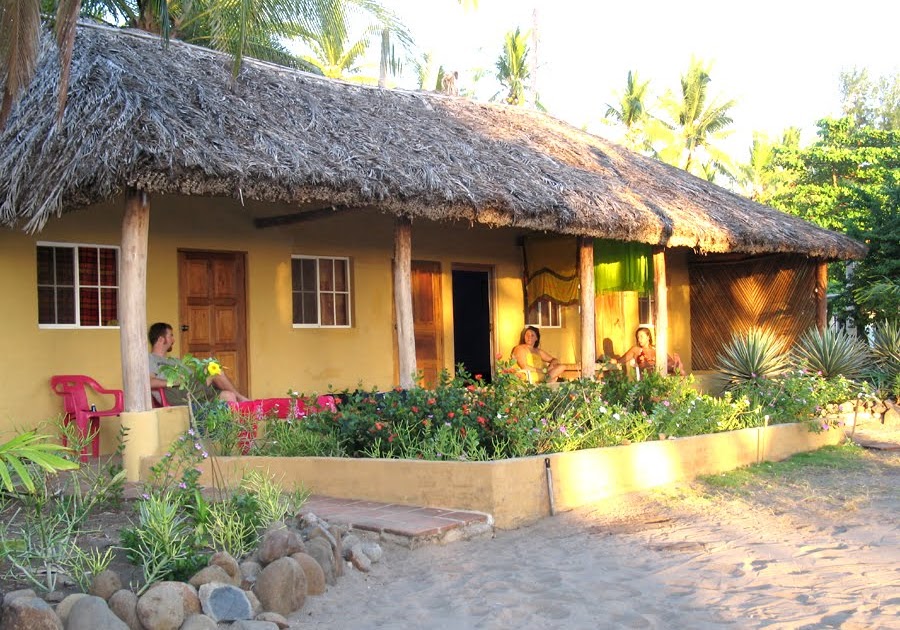 Blaine ESL Houses in El Salvador