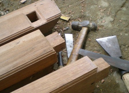 Perabot Kayu Sederhana / Simply Wood Furniture: Sambungan Purus / Tenon